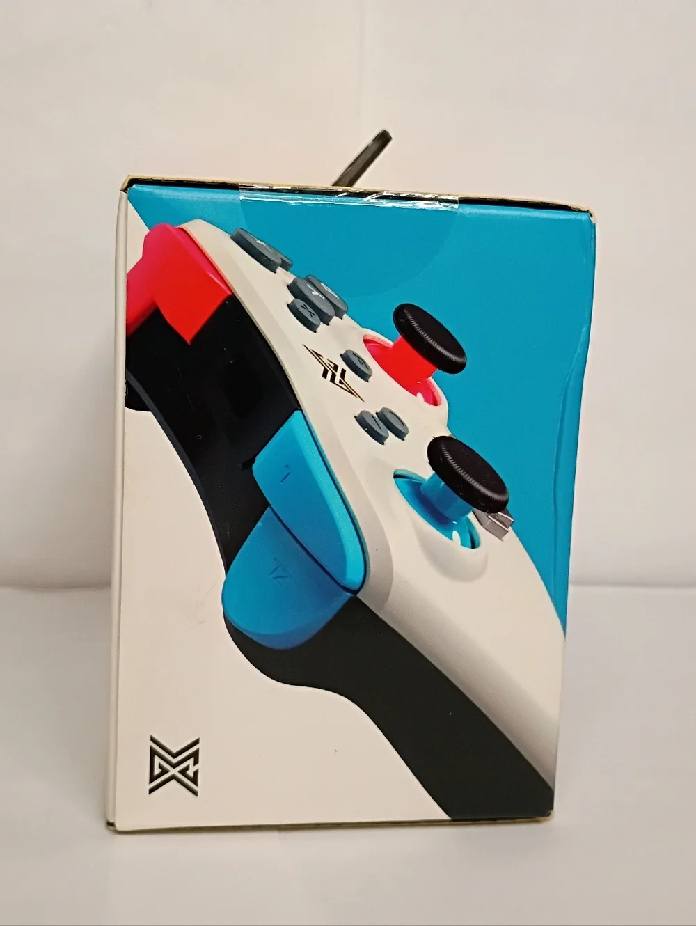 Wireless Gaming Controller - White with Blue & Red Accents